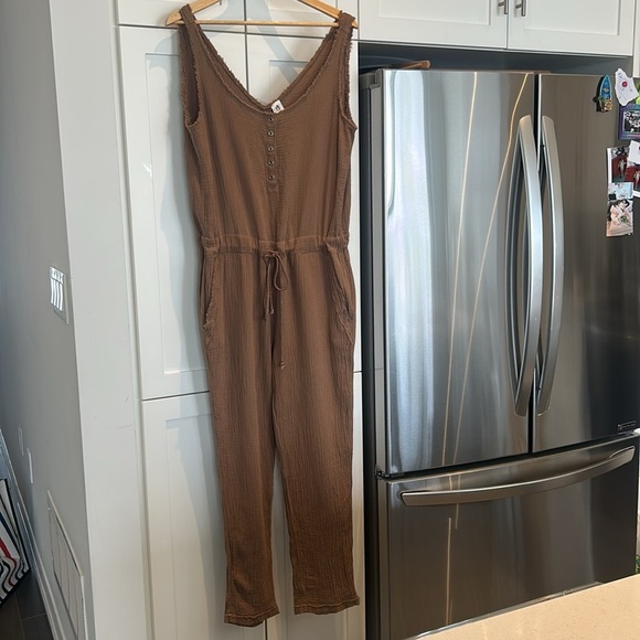 Flawless Martini Flight Sleeveless Jumpsuit Gauze 100% Cotton Tan Size M - Picture 15 of 17